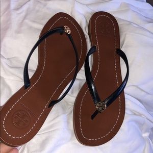 Terra Thong Black Leather Tory Burch Sandals